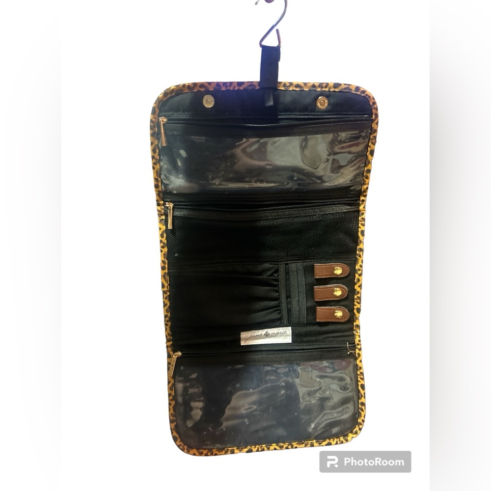EUC Jane Marie Cheetah Print Organizer Makeup Jewelry Travel Bag